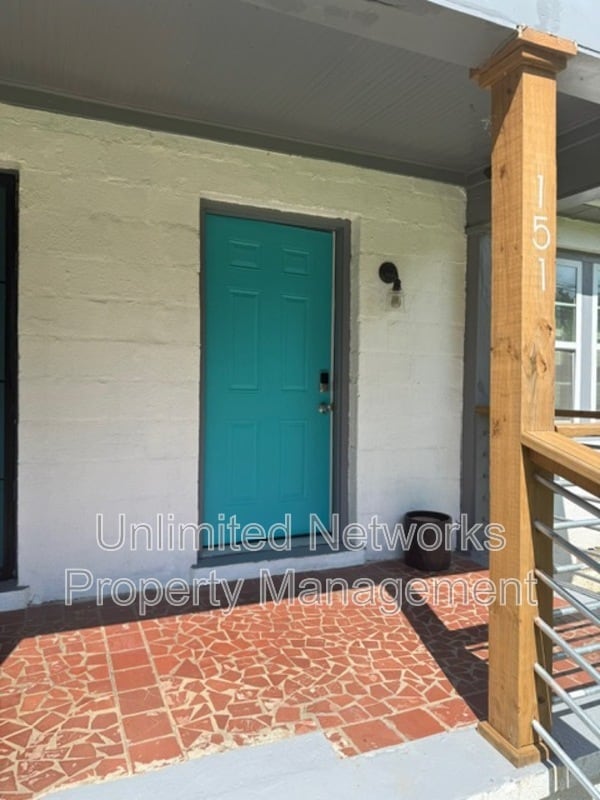 Building Photo - 151 Lawton St SW