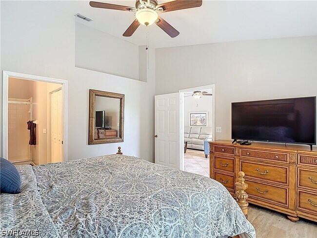 Building Photo - 4970 Deerfield Way