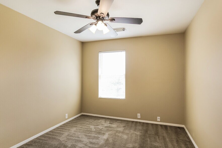 Building Photo - 3231 Dartmouth Field Ln