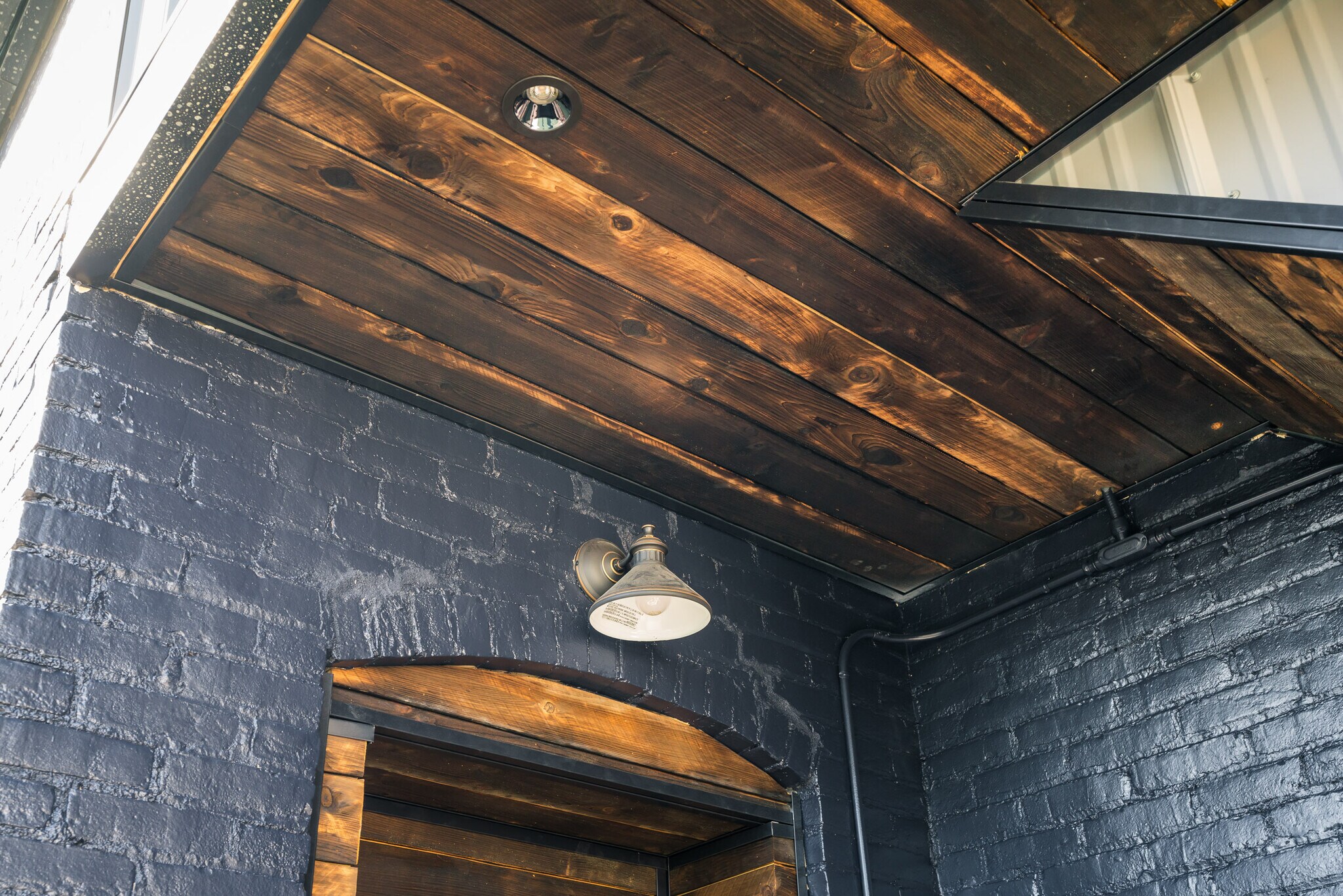 Building Photo - 701 E Kentucky St