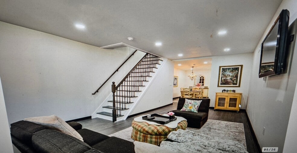 Building Photo - 2070 E Dauphin St