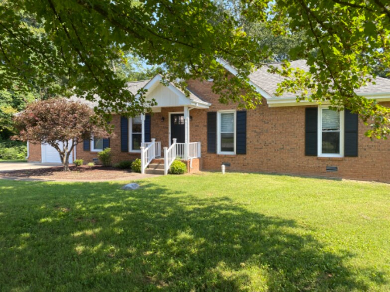 Building Photo - 850 Ronald Ct