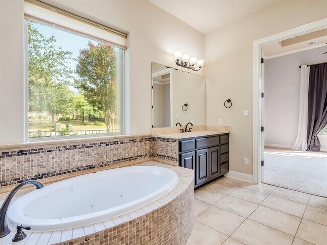 Building Photo - 11725 Shadestone Terrace