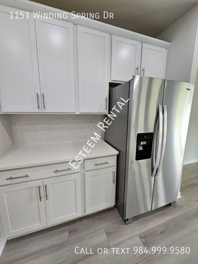 Building Photo - 1151 Winding Spg Dr