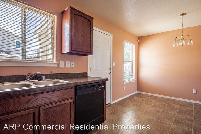 Building Photo - 3 br, 2.5 bath House - 11941 MESQUITE ROCK DR