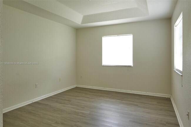 Building Photo - 27910 SW 140th Ave