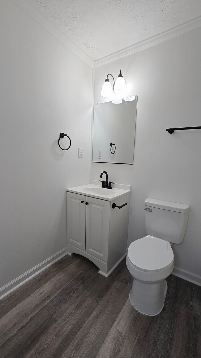 Building Photo - Monetta Apartments