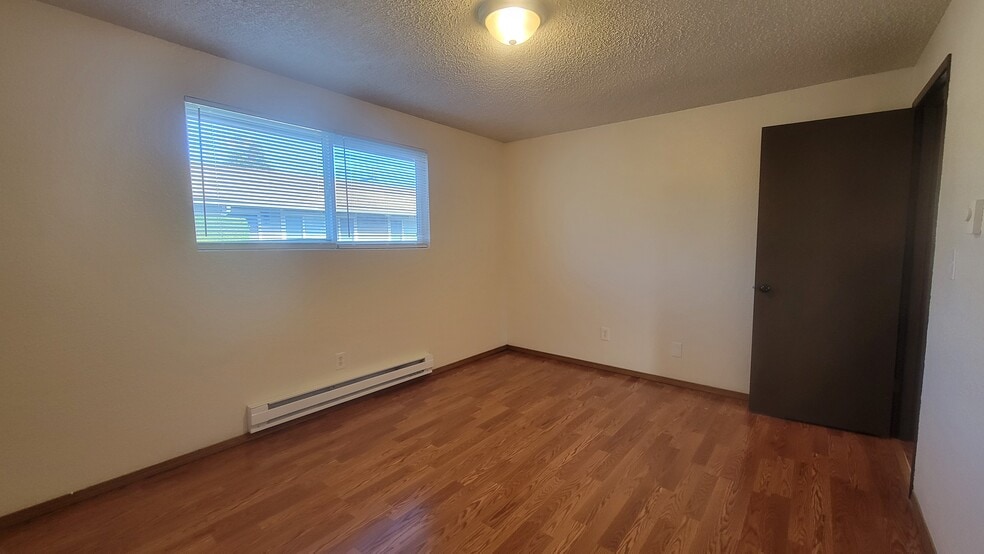 Bedroom - 6910 S Madison St