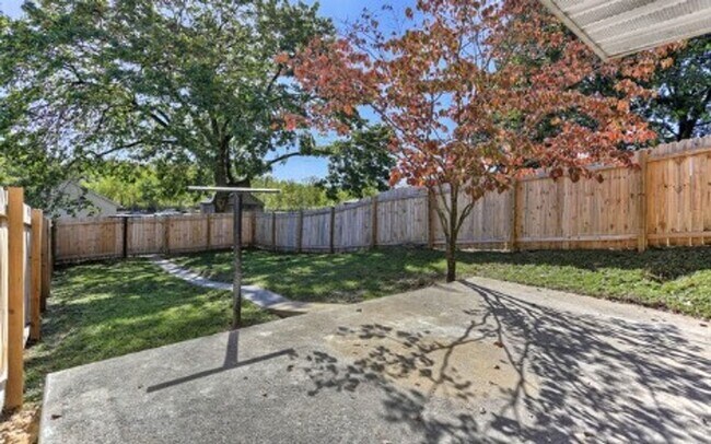 Building Photo - Beautiful 3 Bed, 1.5 Bath Home in Hanover, Pa!