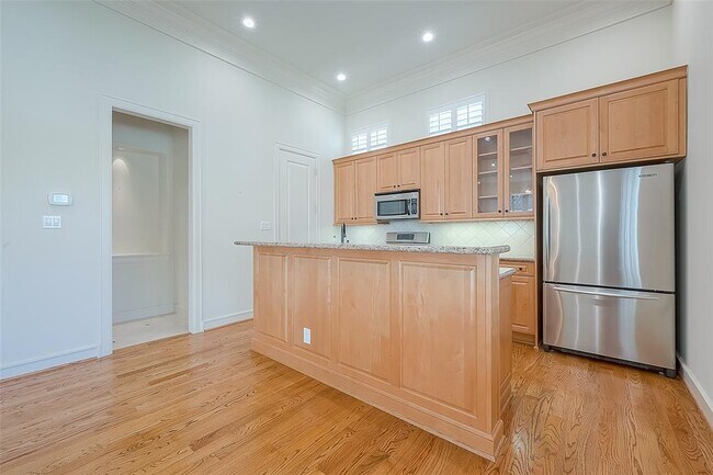 Building Photo - 1804 Haddon St