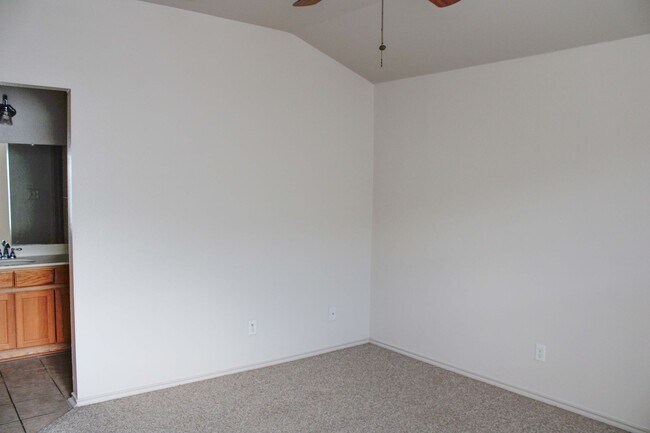 Building Photo - 12214 Maverick Bluff St