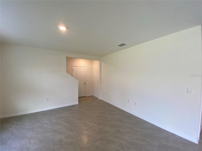 Building Photo - 113 Hickory Course Loop