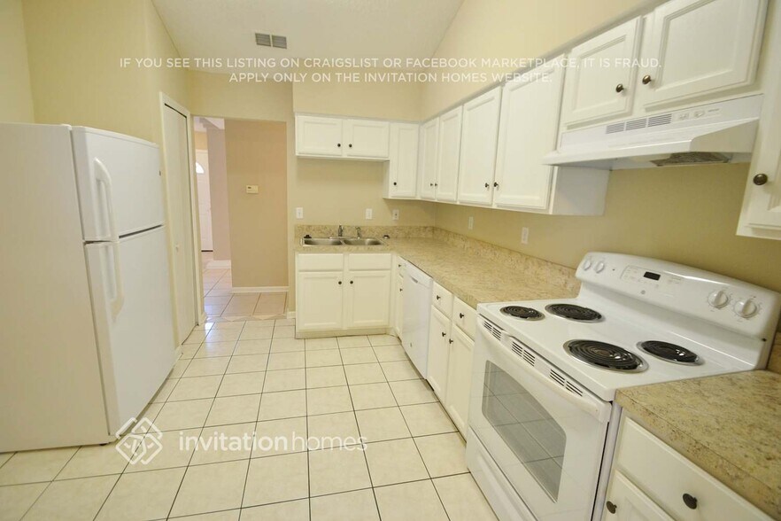 Building Photo - 3310 Secret Isle Ln