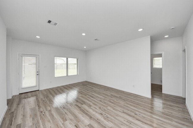 Building Photo - 5106 Marlin Reef Dr