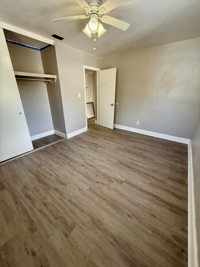 Building Photo - 171 Princess Dr