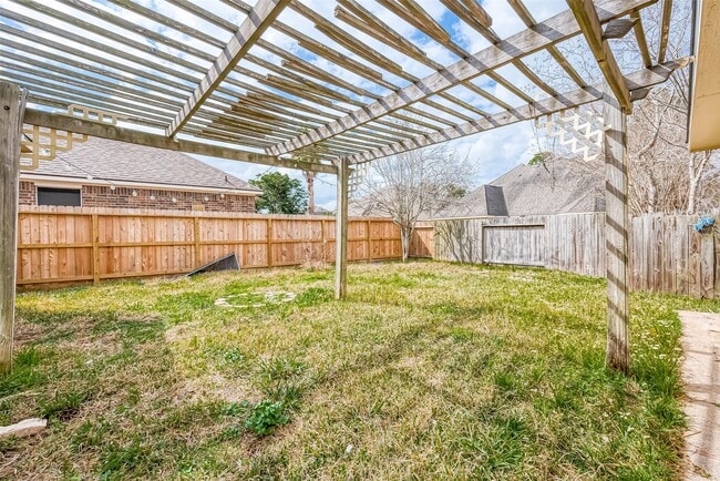 Building Photo - 2422 Leanett Way