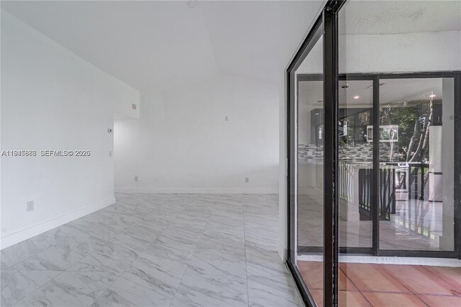 Building Photo - 1031 Adams Ave