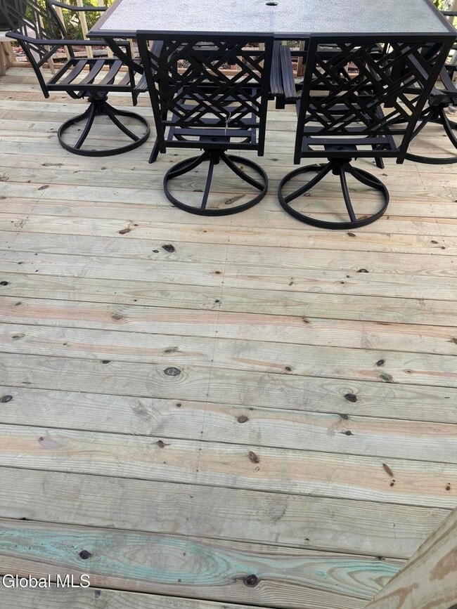 Building Photo - 361 Orange St