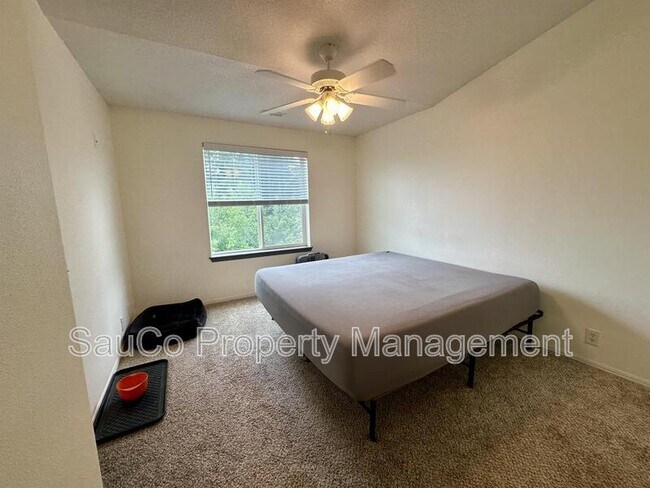 Building Photo - 20680 NW Sedona Ln