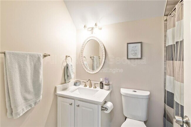 Building Photo - 203 Lenox Dr