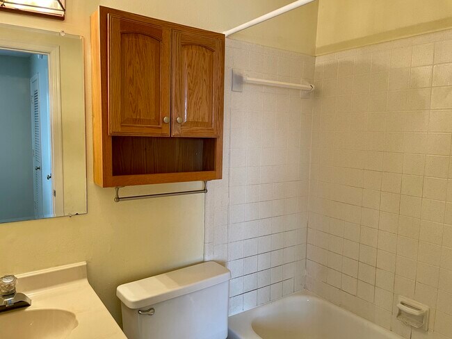 Building Photo - 103 Belle Terre Dr
