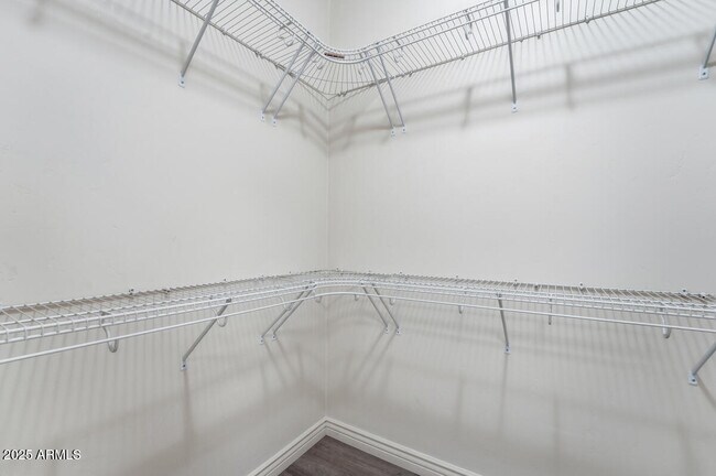 Building Photo - 5350 E Deer Valley Dr