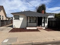Building Photo - Cute Monterey Home