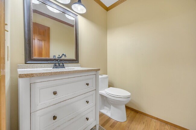 Building Photo - NO SHOWINGS AT THIS TIME. ALREADY HAVE APPLICATION ON HOME! Welcome to your new home, located in ...