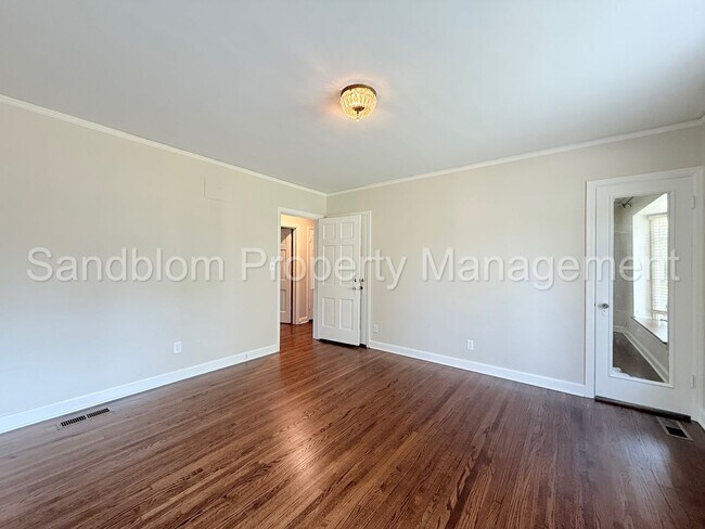 Building Photo - For Lease | Midtown Tulsa | Available Now!