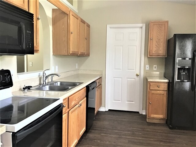Building Photo - 3908 Stonefield Dr