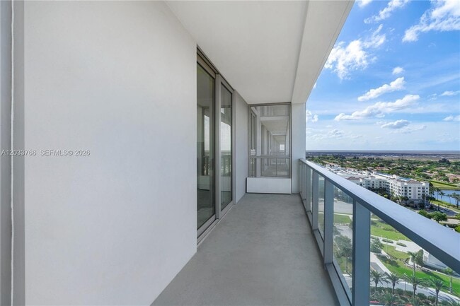 Building Photo - 2000 Metropica Wy