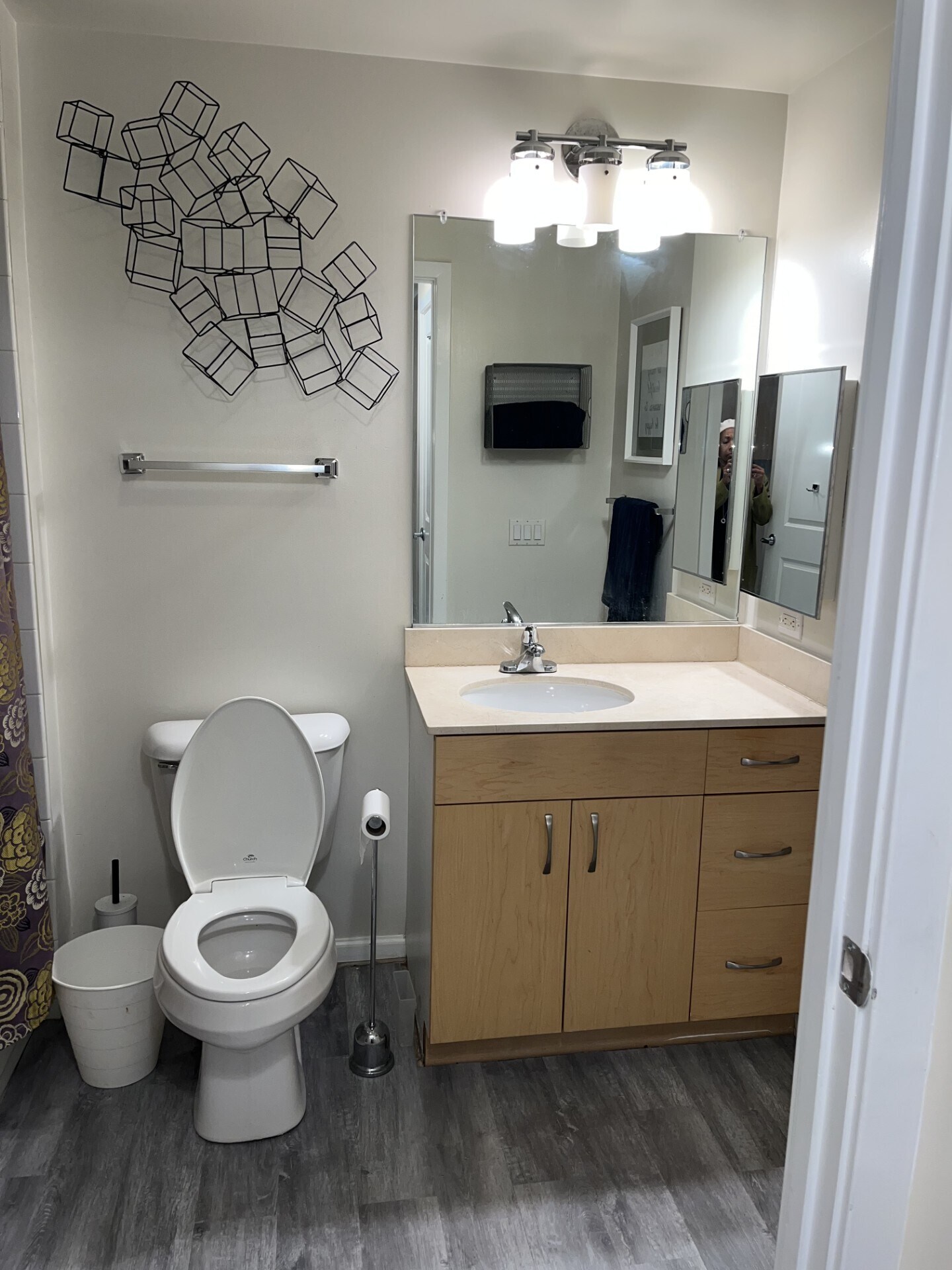 Bathroom - 440 L St NW