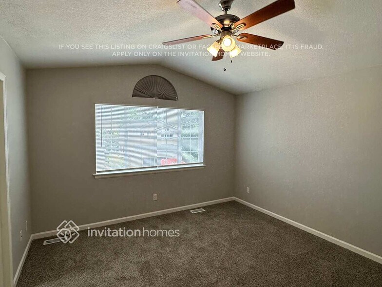 Building Photo - 10224 S Cherryhurst Ln