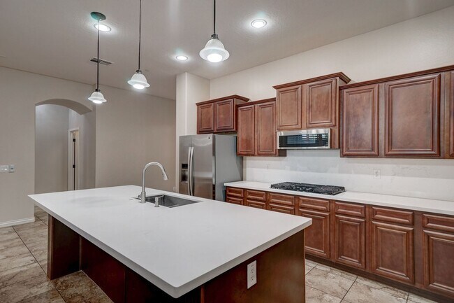 Building Photo - READY TO VIEW NOW! Remodeled-Huge 5 Bedroo...
