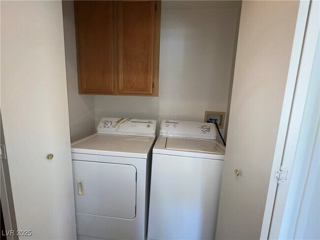 Building Photo - 5418 Indigo Hills St