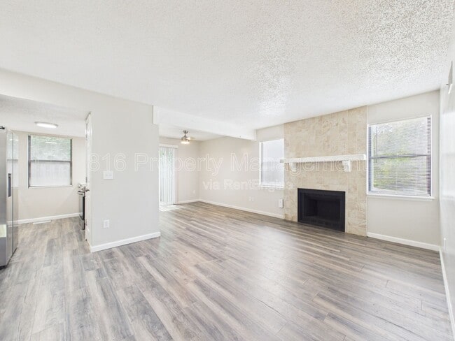 Building Photo - 3102 Eaton St