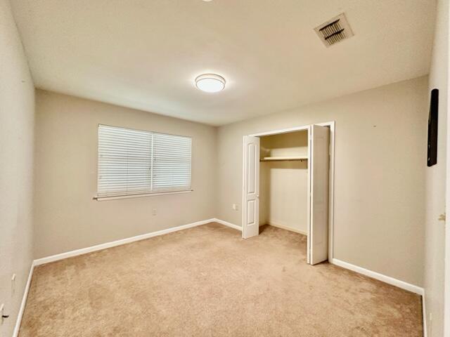 Building Photo - 627 Sea View Dr