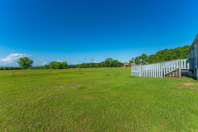 Building Photo - 2295 Bermuda Ln