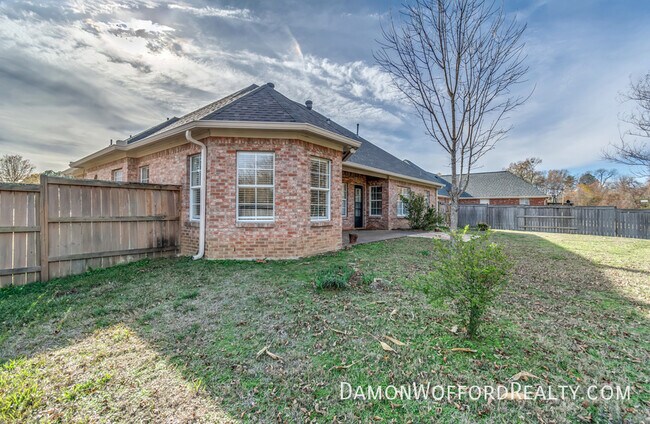Building Photo - 119 Kenzie Dr
