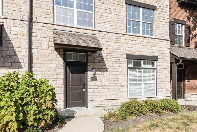 Building Photo - 6010 Inishmore Ln