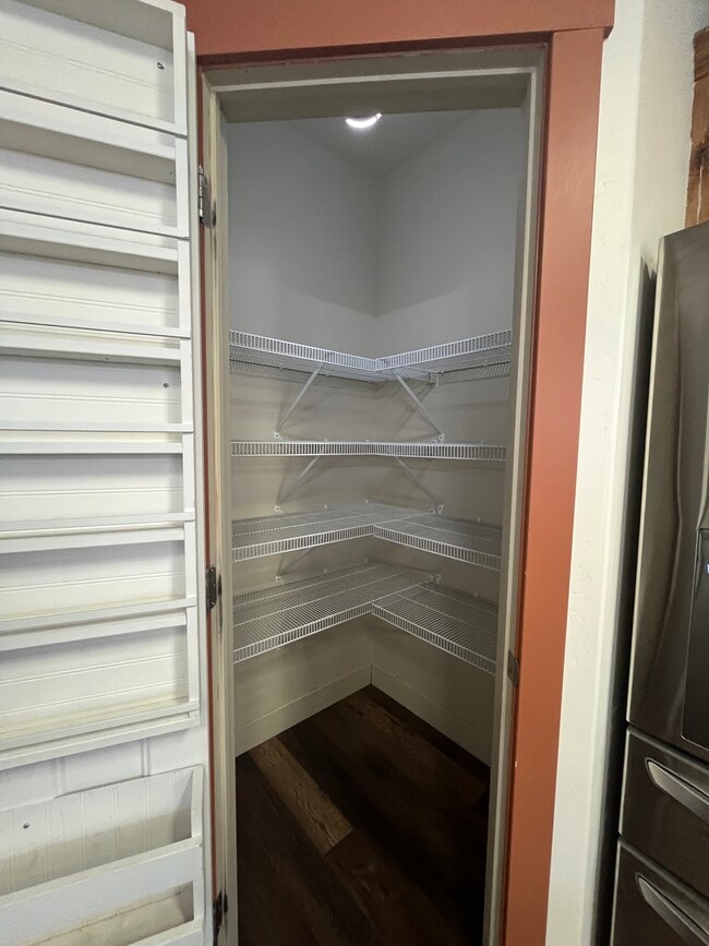 Building Photo - 7552 Lexi Loop