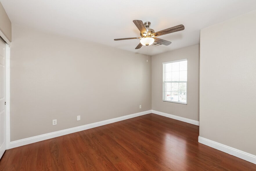 Building Photo - 3398 Jasmine Vine Ct