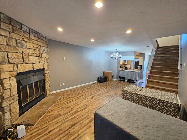 Building Photo - 4125 Charleston Dr