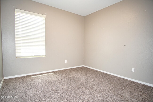 Building Photo - 14913 Tierra Isaiah Ave