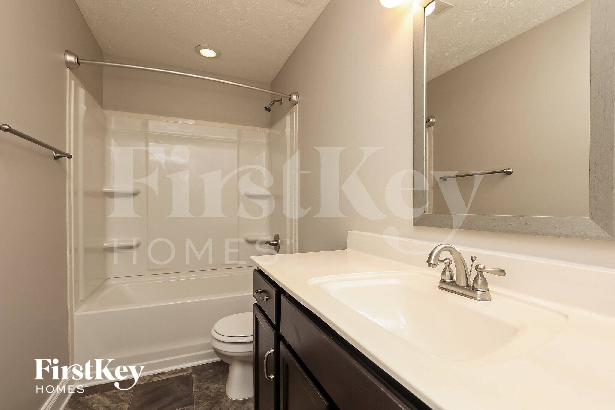 Building Photo - 1280 Eagle's View Dr