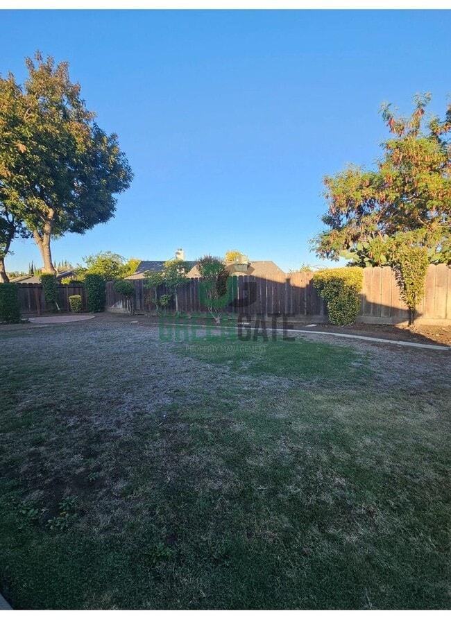 Building Photo - Beautiful 3 BEDROOM 2 BATH HOME IN MODESTO...