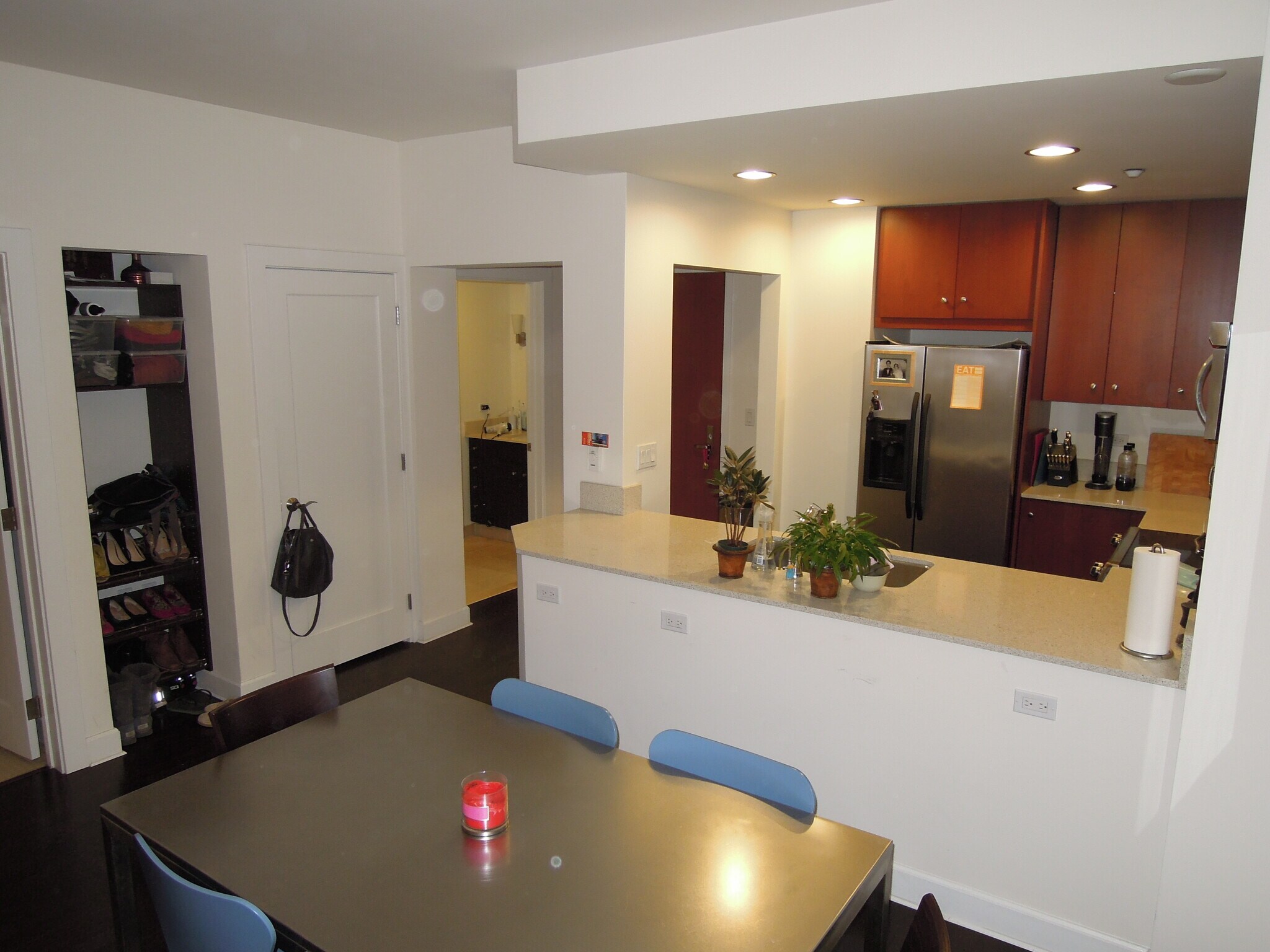 Building Photo - 585 9th St