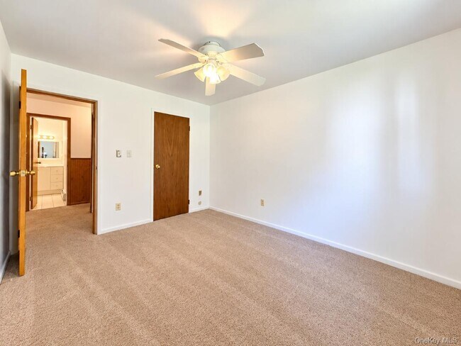 Building Photo - 248 Concord Ln