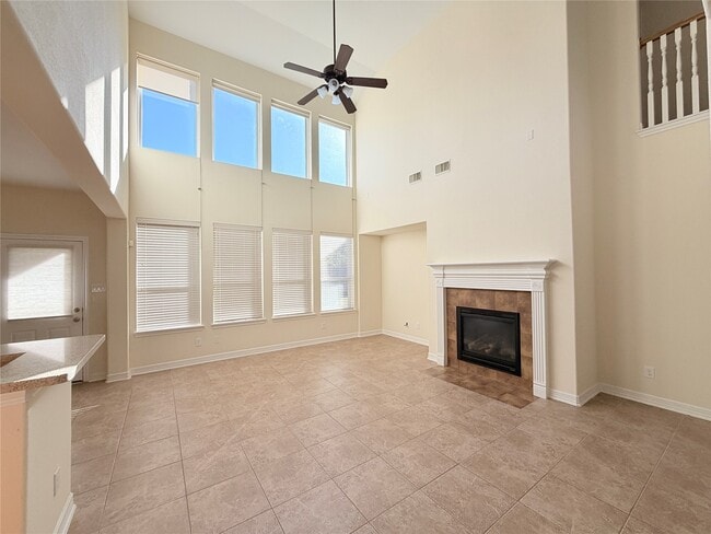 Building Photo - 28015 Silverstream Ct