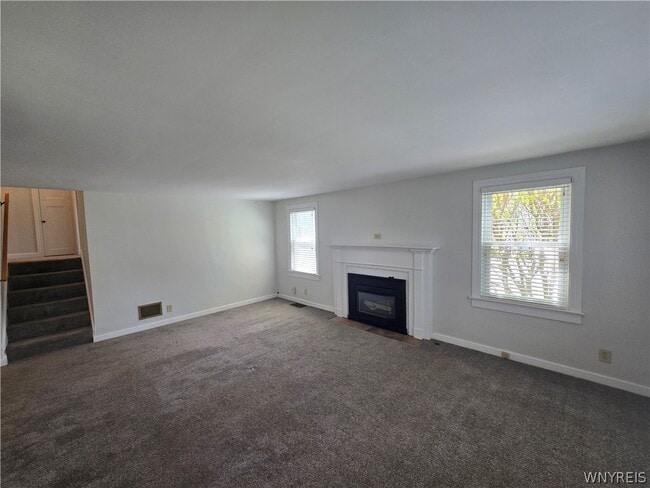 Building Photo - 4289 Harris Hill Rd